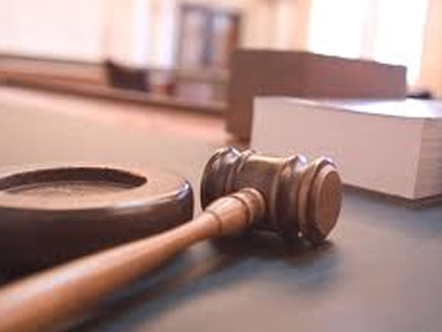 Άνοιξαν και πάλι οι δικαστικές αίθουσες